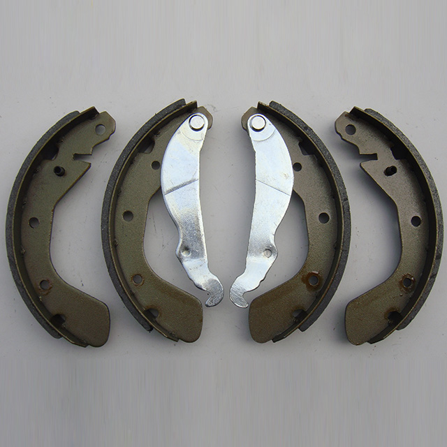BRAKE SHOE
